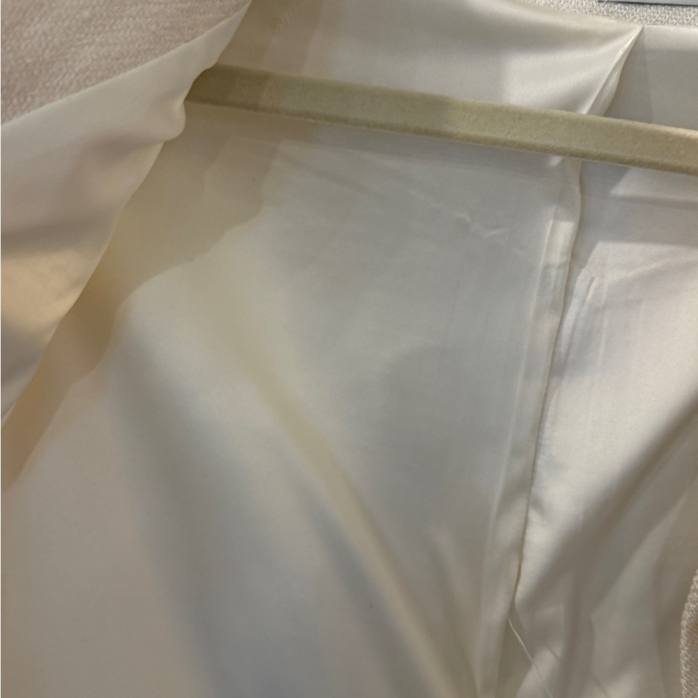 St. John Chic Cream Button-Up Jacket - image 8